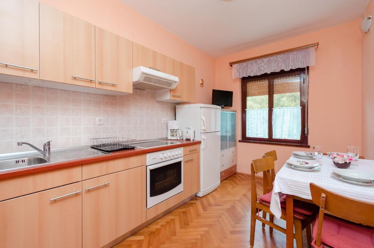 Apartment Ivanka Banjol Exterior foto